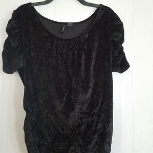 💥New Directions velvet top